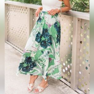 Ann Taylor Factory Palm Leaf Tropical Tiered Ruffle Maxi Skirt